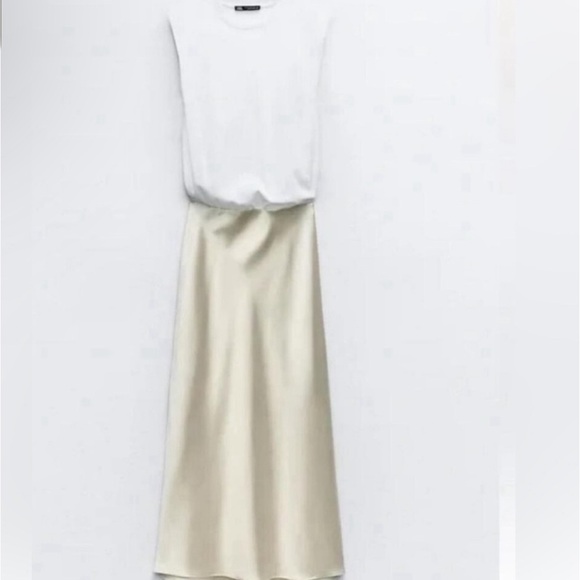 Zara Dresses & Skirts - NWT Zara dress. Size L